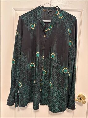 Black Peacock-Print Button Down Shirt with Teal Accents